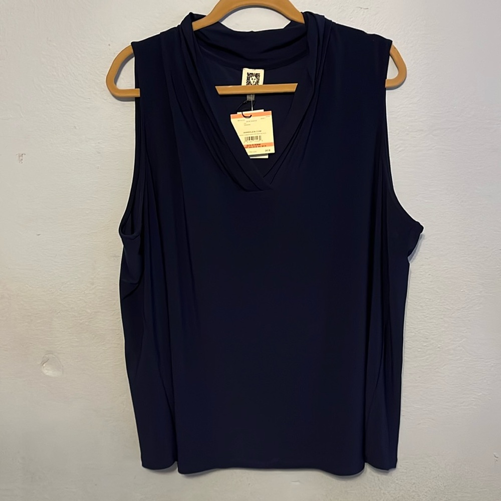 3X Anne Klein Sleeveless Top. Navy Blue